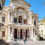 Amazing In St Victor La Coste Palus